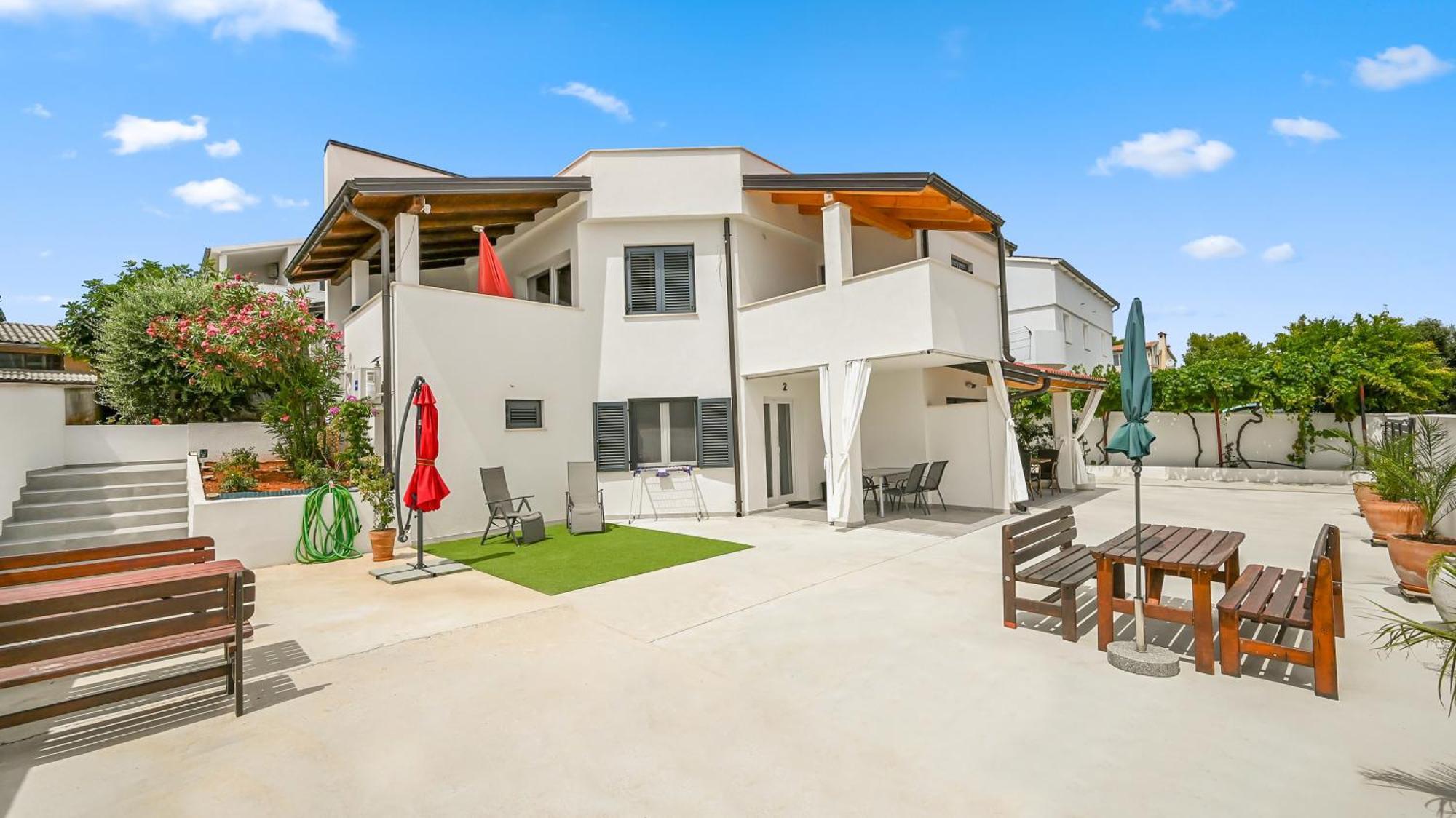 Casa Mira Apartments Liznjan Exterior photo